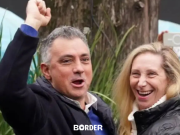 Pareja tildó de discapacitados a los agresores de Milei