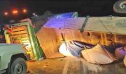 Accidente fatal: un camión y un automóvil chocan, provocando un deceso y cuatro lesionados