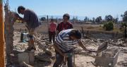 Así comenzó la reconstrucción en dos hogares, tras el voraz incendio en el asentamiento San Cayetano