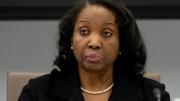 Lisa Cook demanda a Trump por su destitución “ilegal”