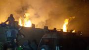 Incendio en carpintería movilizó a vecinos y bomberos en Oruro