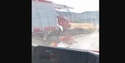 Accidente múltiple en Achacachi: colisionan dos camiones y un minibús interprovincial