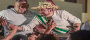 Toda una fiesta el recibimiento de Camacho en Santa Cruz: ‘piso suelo cruceño y asumo la Gobernación’