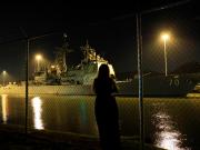 Un buque lanzamisiles de EE.UU. cruzó el canal de Panamá rumbo al Caribe, en medio de la tensión con Venezuela