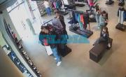 VIDEO. Palo y a la bolsa: el método de una mechera que se llevó todo los talles de una prenda en La Plata
