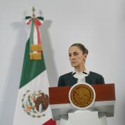 La presidenta de México lucha por escapar de las exigencias cada vez mayores de Trump