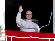 Tras el Angelus dominical, el papa León XIV lamentó que continúan sembrando muerte y destrucción los ataques en Ucrania”