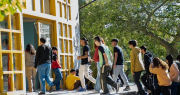 En la UNSJ afirman que, al menos, un 64% de sus alumnos universitarios trabaja y estudia