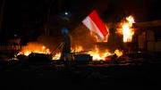 Protestas en Indonesia: Bombas molotov y muertos