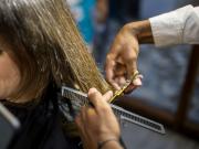 Calendario lunar de septiembre 2025: los mejores días para cortar el cabello según las fases de la Luna