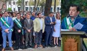 Actos por el mes de Santa Cruz inician con un Jhonny cada vez más aislado