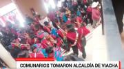 Comunarios de Viacha toman la Alcaldía; exigen una ley contra la actividad minera