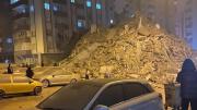 Aumentan a más 800 los muertos y 2.500 los heridos por el terremoto en el este de Afganistán
