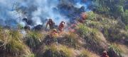 Una mujer fallecida y al menos ocho viviendas en cenizas en incendio en Toro Toro