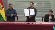 Arce envía a la Asamblea proyecto de ley para reducir impuestos a la industria manufacturera