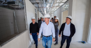 Orrego supervisó las obras del nuevo Hospital de Angaco: va por el 68%