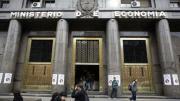 El Gobierno anunció que intervendrá en el mercado cambiario sin esperar a que el dólar llegue al techo de la banda