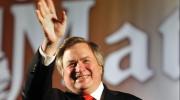 Dick Morris, experto en campañas políticas, no podrá llegar a Bolivia; pronto se informará la nueva fecha del evento