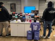 Golpe a la piratería en el fútbol: desmantelan en Buenos Aires una red con más de ocho millones de usuarios por todo el mundo