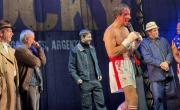 Lionel Messi apareció en calle Corrientes: fue al teatro y lo hicieron subir al escenario en la obra Rocky de Nico Vazquez