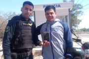Policía recuperó un teléfono celular extraviado en el barrio Los Álamos