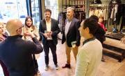 Los candidatos de Fuerza Patria recorrieron y hablaron con comerciantes de La Plata