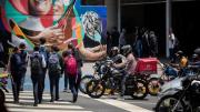 La economía gig se expande en Venezuela: ¿qué riesgos y beneficios tiene este modelo de negocios?