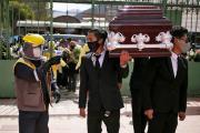 La Paz: Seis nichos fueron abiertos en el Cementerio, sigue la búsqueda de cuerpo enterrado en lugar incorrecto