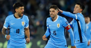 Uruguay goleó a Perú y lo dejó afuera del Mundial