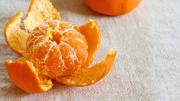 Nadie lo sabe: cómo se llaman los “hilitos blancos” de la mandarina y por qué no hay que dejarlos de lado
