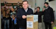 Guillermo Montenegro salvó la ropa libertaria en la quinta sección y se impone por casi 4 puntos