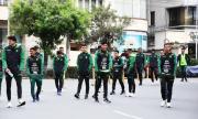 La Verde caminó y también entrenó en el Día del Peatón