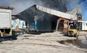 Fuego descontrolado, pánico y un galpón arrasado