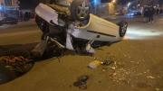 Joven conductor vuelca con su auto en Km. 8 y sale ileso