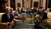 Tras las derrotas en las legislativas, Milei y Caputo recibieron al presidente del BID