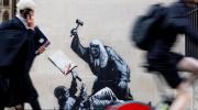 Aparece mural de Banksy a favor de protestas propalestinas