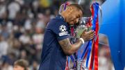 Tras dos décadas, Kimpembe deja el PSG y firma con el Qatar SC