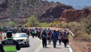 Una peregrinación que atraviesa por una zona en donde están 3 días incomunicados del mundo