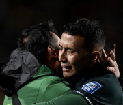 Las lágrimas de emoción de una selección luchadora