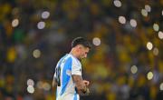 Otamendi se despidió de las Eliminatorias con una expulsión