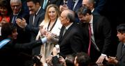Con Catalán empoderado y Caputo en la mesa, Milei quiere atraer gobernadores pero veta ATN