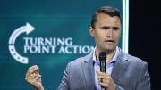 Asesinan a Charlie Kirk, aliado de Donald Trump, tras recibir un disparo en Utah