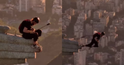 Video: un hombre saltó en parapente desde el Cristo Redentor y ahora es investigado por ataque al patrimonio cultural