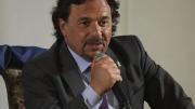 Sáenz pidió suspender planes a extranjeros y destinarlos a jubilados y discapacitados