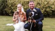 Publicó la celebración de su aniversario de bodas desde un jacuzzi y horas después la encontraron ahorcada