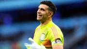 ¿Dibu Martínez, colgado?: el entrenador del Aston Villa volvió a hablar del arquero argentino