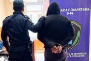 Atacó a golpes e intentó asfixiar a su ex porque terminó la relación