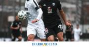 Riestra no perdonó como local y ahora es el puntero