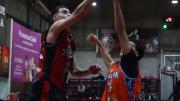 La Superliga de básquet tiene doble líder