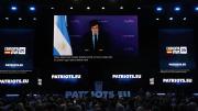 De invitado estrella a un discurso breve por videoconferencia: Milei habló en el festival Viva 25 de Vox